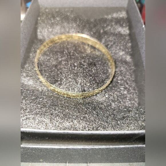 Small wrist gold bangle✨️ - Picture 5 of 6